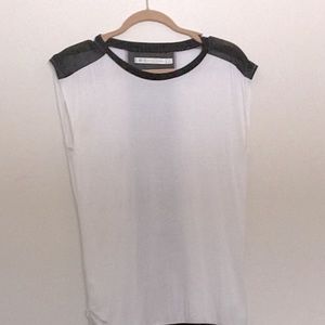 NWOT! Blanc Noir sleeveless Wht/Black Model/Spandex tank top in size S.